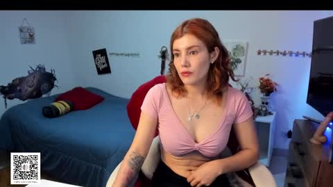 Snapshot of jrcami chatting on January 3, 2025, 2:19 pm Camila Buitrago online show from January 3, 2025, 2:19 pm