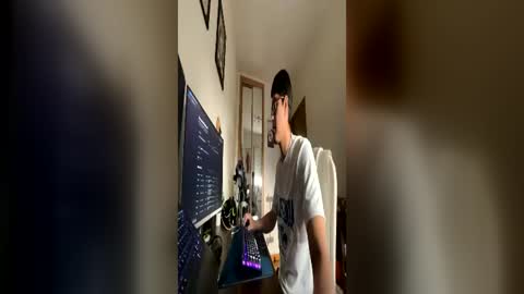 jrweedman77 online show from July 2, 2026, 7:58 am