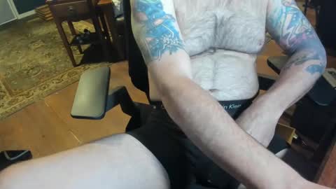 jsimon04 online show from December 17, 2024, 3:06 pm