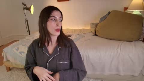 Snapshot of jsmine_ chatting on February 8, 2026, 11:19 pm Jsmine and sometimes Beaulooks online show from February 8, 2026, 11:19 pm