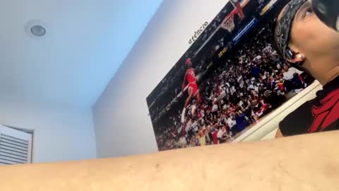 CarmelPapi93 online show from December 11, 2024, 3:05 pm