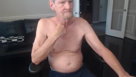 jtull52 online show from December 17, 2024, 5:47 pm