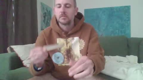 ju537705 online show from October 8, 2025, 10:02 am