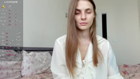 Snapshot of ju_lii chatting on July 13, 2026, 12:52 pm Julia and Julia online show from July 13, 2026, 12:52 pm