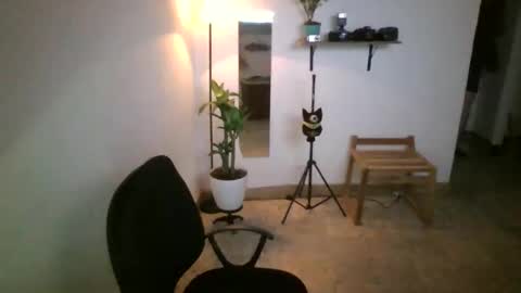 juan235665 online show from June 8, 2026, 1:28 am