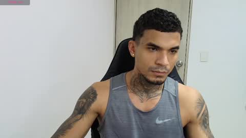 Snapshot of juan_gomez_1 chatting on June 11, 2026, 5:16 am juan_gomez_1 online show from June 11, 2026, 5:16 am