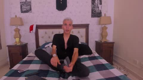 Snapshot of juan_lovers chatting on December 3, 2024, 4:39 pm J U A N L O V E R S online show from December 3, 2024, 4:39 pm