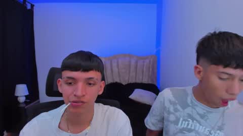 JuanSteven online show from September 20, 2025, 12:44 am