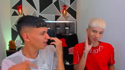 JuanSteven online show from March 17, 2026, 3:44 am