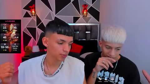 JuanSteven online show from March 18, 2026, 4:04 am