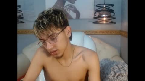 juan_saul1 online show from June 3, 2026, 10:18 am