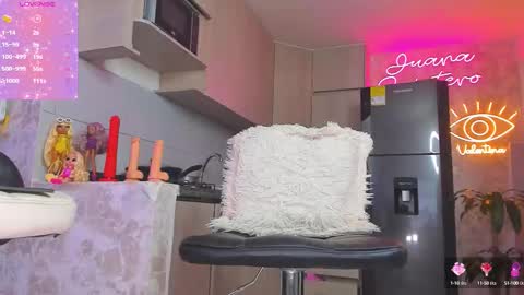 JUANA VALENTINA QUINTERO independent model  ONLY FANS --- Juanaquintero online show from September 27, 2025, 5:56 am