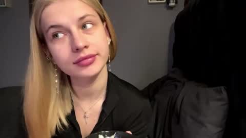 Lola online show from April 2, 2026, 6:00 am