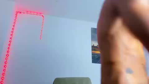 Juan Esteban online show from September 24, 2025, 9:51 pm