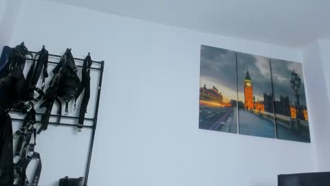 Juan Esteban online show from October 25, 2025, 2:52 am