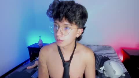 Snapshot of juandaaa__ chatting on February 17, 2025, 12:43 am juandaaa__ online show from February 17, 2025, 12:43 am