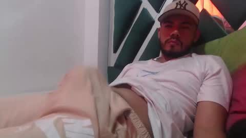 juanfe_style online show from October 15, 2025, 4:29 pm