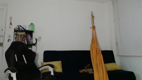 Snapshot of juanisimo_ chatting on December 31, 2024, 10:04 am JUANISIMO online show from December 31, 2024, 10:04 am