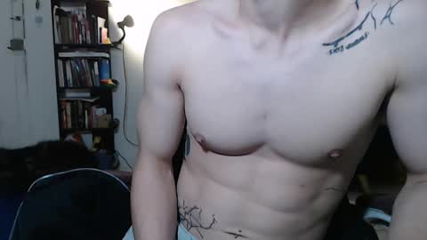 Snapshot of juanisimo_ chatting on February 8, 2025, 12:06 am JUANISIMO online show from February 8, 2025, 12:06 am