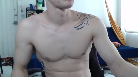 Snapshot of juanisimo_ chatting on February 21, 2025, 4:37 pm JUANISIMO online show from February 21, 2025, 4:37 pm