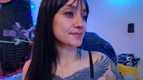 Snapshot of juanita_adams chatting on February 5, 2025, 9:18 pm Juanita online show from February 5, 2025, 9:18 pm