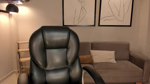 Snapshot of juanitaclay chatting on October 8, 2025, 11:41 am Juanita Clay online show from October 8, 2025, 11:41 am