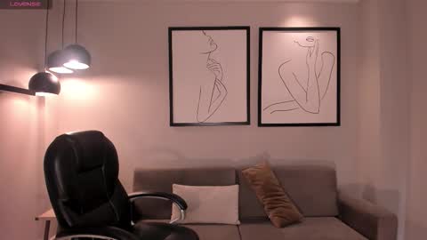 Snapshot of juanitaclay chatting on November 18, 2025, 11:58 am Juanita Clay online show from November 18, 2025, 11:58 am