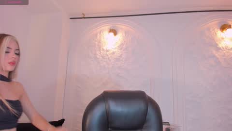 Juanita Clay online show from January 10, 2026, 11:45 am