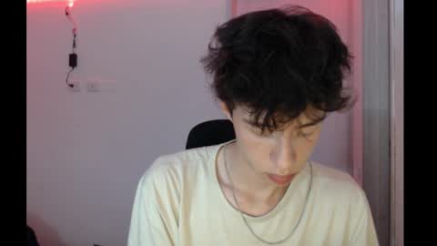 juanmres online show from November 19, 2025, 5:18 am