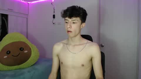 juanmres online show from April 11, 2026, 12:37 am