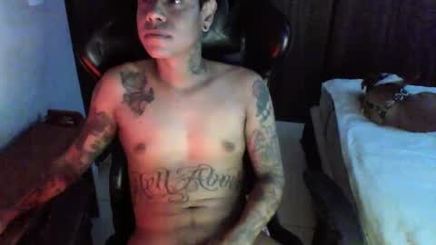 juanpt69 online show from January 1, 2025, 9:07 am