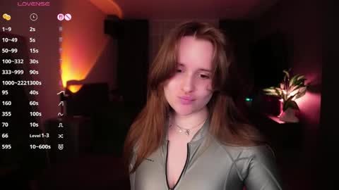 Snapshot of juelzfoxy chatting on May 7, 2026, 9:31 pm Juelz online show from May 7, 2026, 9:31 pm