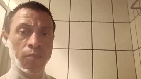 Snapshot of jugg2 chatting on October 29, 2025, 7:43 am Jugg online show from October 29, 2025, 7:43 am