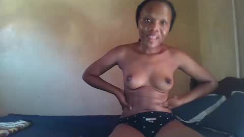 Snapshot of juice_petite3 chatting on December 29, 2024, 12:23 pm juice_petite3 online show from December 29, 2024, 12:23 pm