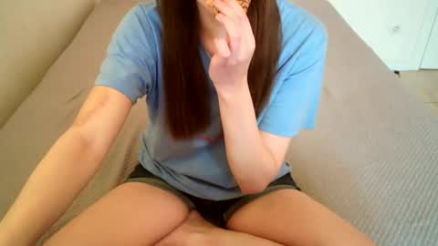 Snapshot of juicetalia chatting on November 2, 2025, 9:00 am JuiceTalia online show from November 2, 2025, 9:00 am