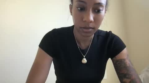 Snapshot of juicijazzi chatting on October 6, 2025, 6:05 pm juicijazzi online show from October 6, 2025, 6:05 pm