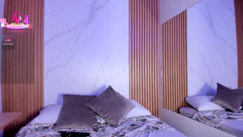 Snapshot of juicy_led_ chatting on September 15, 2025, 11:10 am Juicy online show from September 15, 2025, 11:10 am