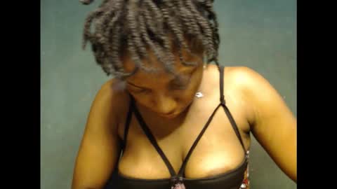 Snapshot of juicycuntx chatting on January 5, 2026, 5:27 pm juicycuntx online show from January 5, 2026, 5:27 pm