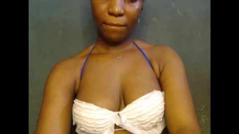 Snapshot of juicycuntx chatting on February 15, 2026, 2:03 pm juicycuntx online show from February 15, 2026, 2:03 pm