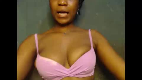 Snapshot of juicycuntx chatting on February 26, 2026, 6:40 pm juicycuntx online show from February 26, 2026, 6:40 pm