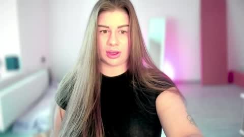 Snapshot of juicyhelenx chatting on May 17, 2026, 3:41 pm Elena online show from May 17, 2026, 3:41 pm