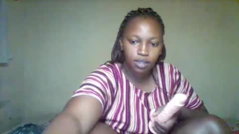 juicyicequeen online show from March 23, 2026, 3:54 am