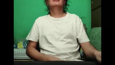 Snapshot of jujenioo chatting on May 14, 2026, 3:35 am jujenioo online show from May 14, 2026, 3:35 am