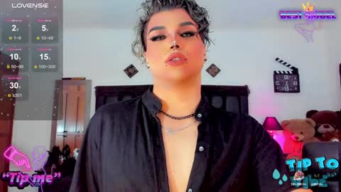 Snapshot of jujubee_lander chatting on January 13, 2025, 2:00 pm Jujubee online show from January 13, 2025, 2:00 pm