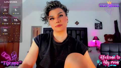 Snapshot of jujubee_lander chatting on February 1, 2025, 3:18 pm Jujubee online show from February 1, 2025, 3:18 pm