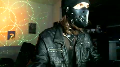 Snapshot of jukeb0x77 chatting on November 2, 2025, 7:44 am Juk3B0x77 online show from November 2, 2025, 7:44 am