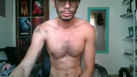 Snapshot of julfigo chatting on January 6, 2025, 5:06 pm Julfigo online show from January 6, 2025, 5:06 pm