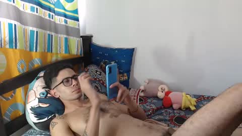 Snapshot of julfigo chatting on January 19, 2025, 9:34 pm Julfigo online show from January 19, 2025, 9:34 pm