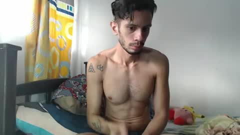 Snapshot of julfigo chatting on February 23, 2025, 12:48 pm Julfigo online show from February 23, 2025, 12:48 pm