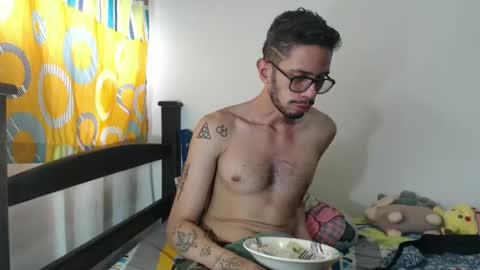 Julfigo online show from February 3, 2026, 6:02 pm